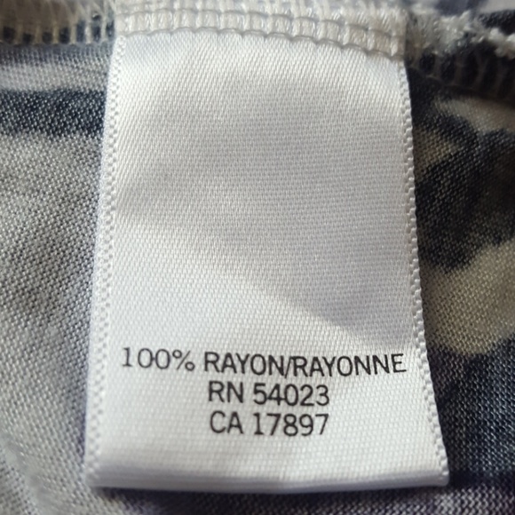 Banana Republic💙 Black/White/Gray Tunic Tee - Picture 5 of 7